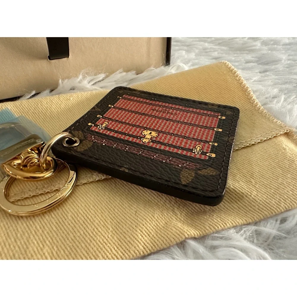 Louis Vuitton Monogram Illustre Trunk Key Holder Keychain Bag Charm